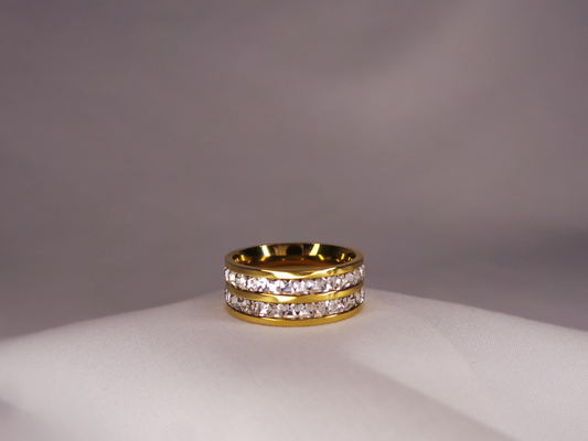 Eternity band ring